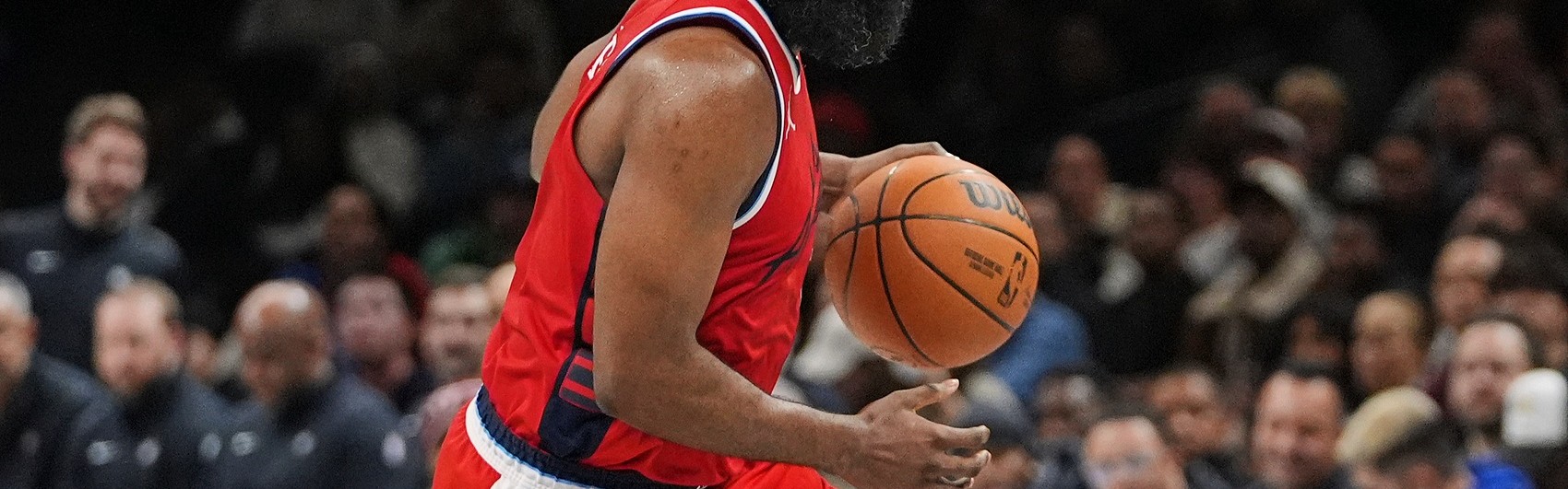 博鱼-如何扭转局面？哈登：防守端的稳固改变了局面 我们信心从未动摇